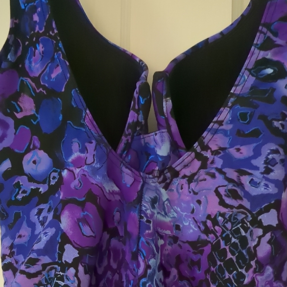 Miracle Swimsuit NWOT In Gondolf Style - Picture 5 of 11